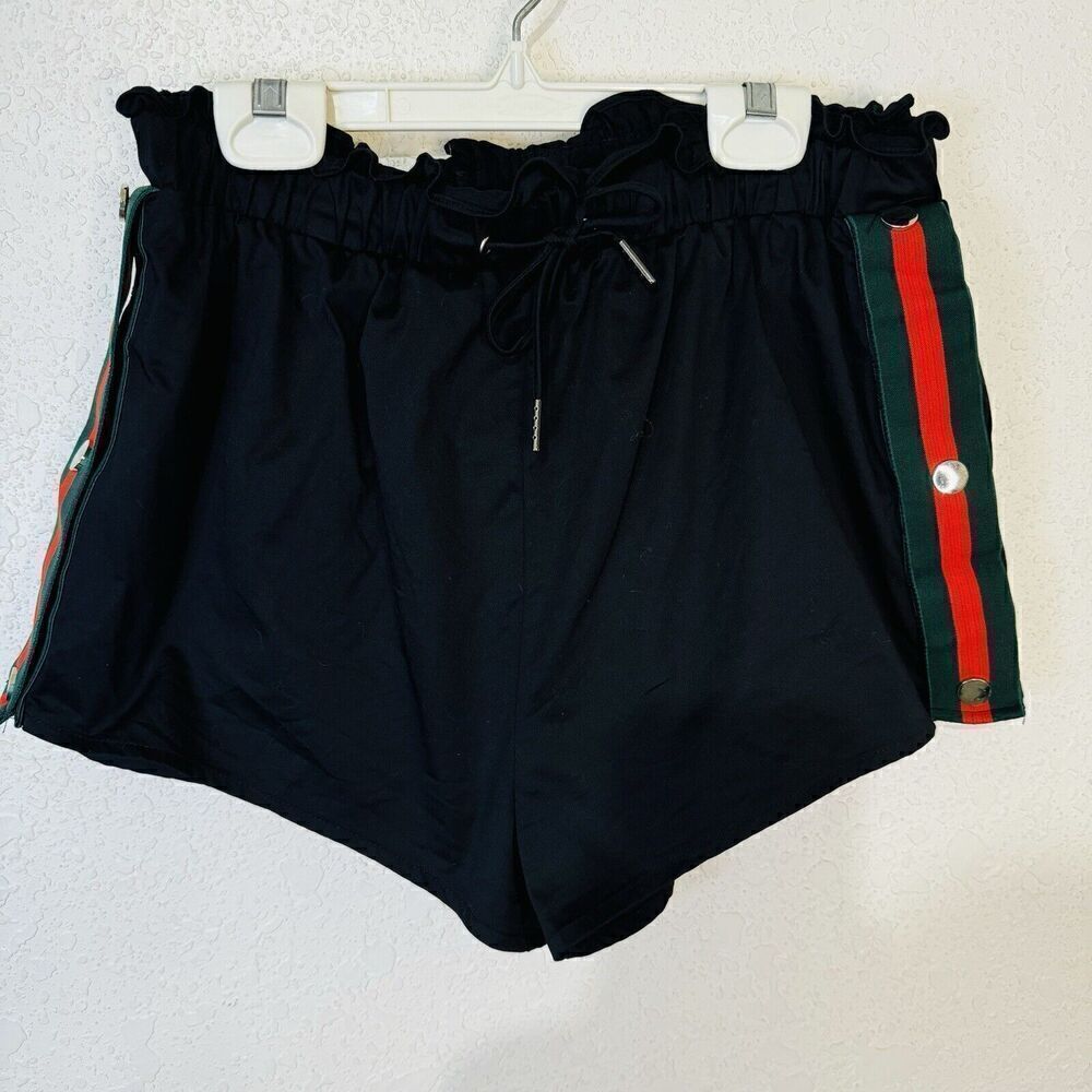 Millennial Pink Shorts Black & Green Red Stripe Sides - Pull On Cotton Blend‎ M